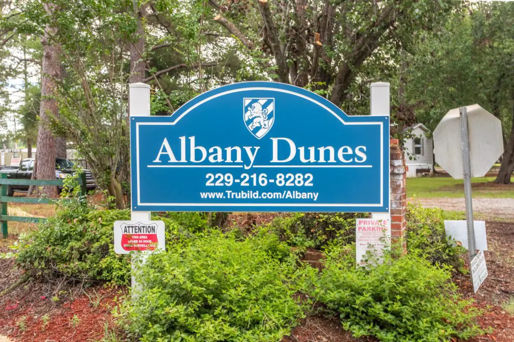 Albany Dunes entrance sign